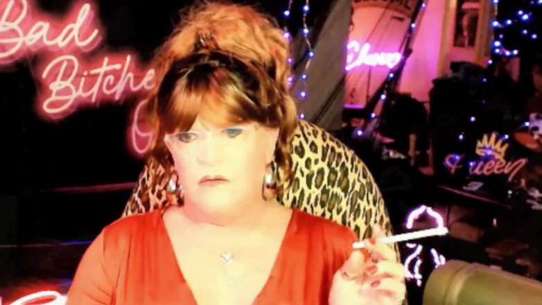 FemmeCheri120: 3 Seluar pendek Pertunjukan yang benar-benar panjang