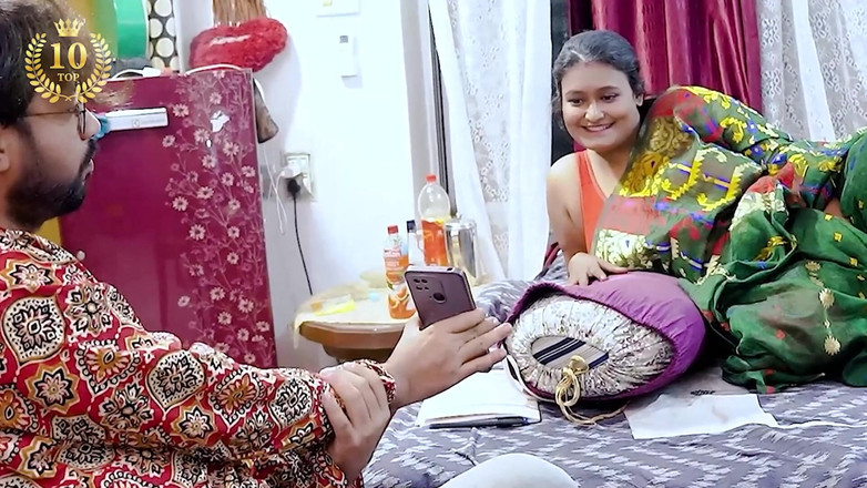 Top10: Bhabi menjilat air mani saya dan mengongkek pantat besarnya dalam...