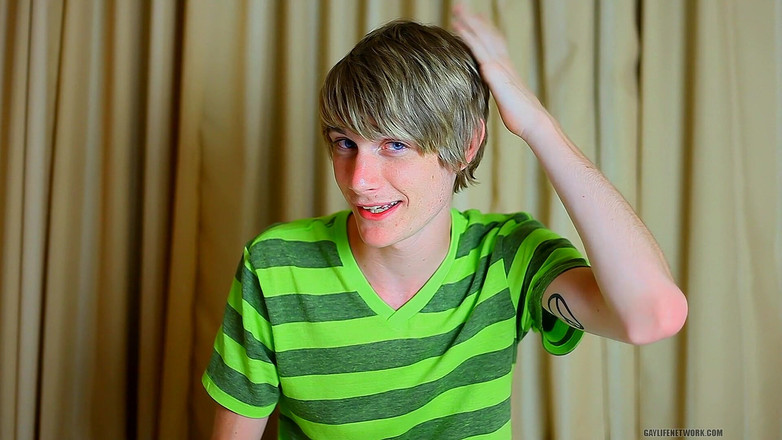 Lollipop Twinks: Престон Ендрюс і його веселі голосові персонажі розмовляють на камеру