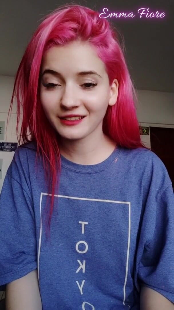 Emma Fiore: Latin genç kız sana azgın tarafını gösteriyor (31 talimatı) - emma fiore