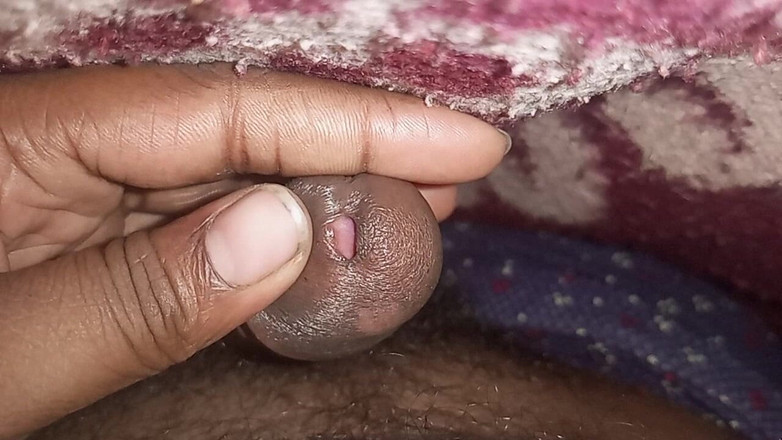 Hungry cliff: Dildo India mengurut zakar minyak dan menjilat