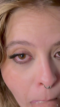 Intense Blowjob Until I Can't Take It Anymore!