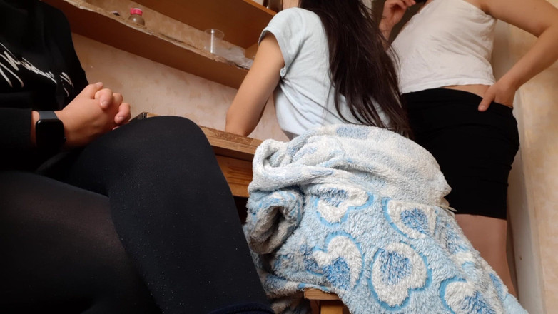 Lesbian-candys: Наша соседка хотела анального секса и спермы на кухне - Lesbian-Candys