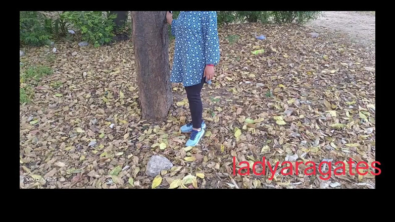 Hotty Jiya Sharmaa: De eigenaar belde het dorpsmeisje naar huis en brak de...