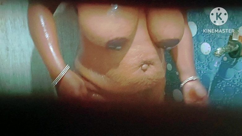 Sweethoneybgl: Ogromne dziewczyna kąpiel i uwodzenie przyrodniego brata, kiedy dowiedziała się, że...