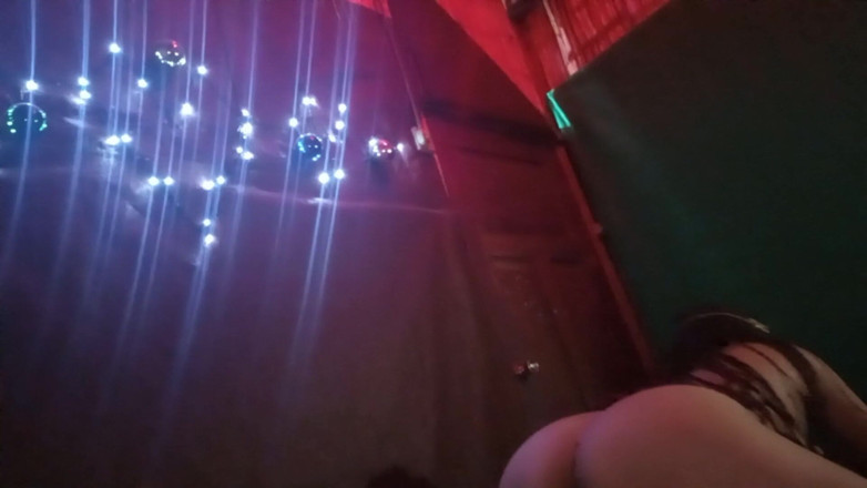 Martin13: Hermosa mujer tetona acepta con su novio tener relaciones sexuales...