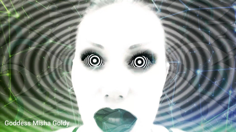 Goddess Misha Goldy: Kapitulation eure Männlichkeit mir! Du hast keinen schwanz mehr! Komm...