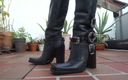 Lady Victoria Valente: Waiting on the terrace in exclusive leather boots