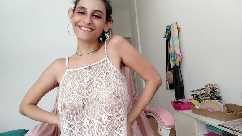 Ms Candy Bunny: Fille méchante - ne vous touchez pas