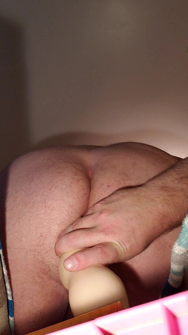 Charlieboy69: Consolador anal profundo