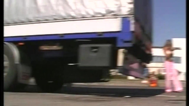 Deutschland porn: 不要看，但你可以触摸