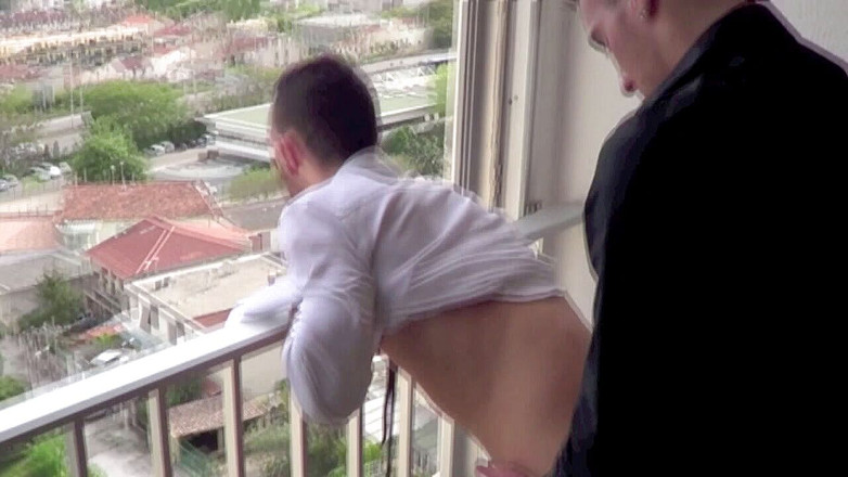 FRENCH STRAIGHT BOYS FUCKING GAY: Tiao knullad av ung hetero pojke