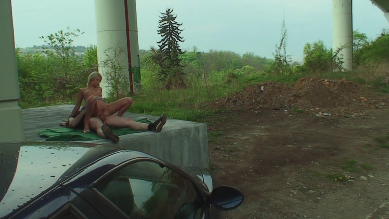 Kinky Angels: Whipped blonde bitch banged after sucking dick in the car