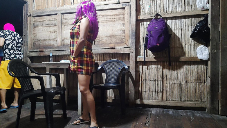 Martin13: Il maschio la visita per insegnarle l'algebra e poi la...