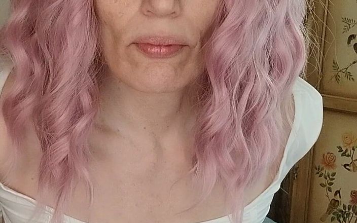 Sexiebabi: Sexiebabi sekretářka se svléká