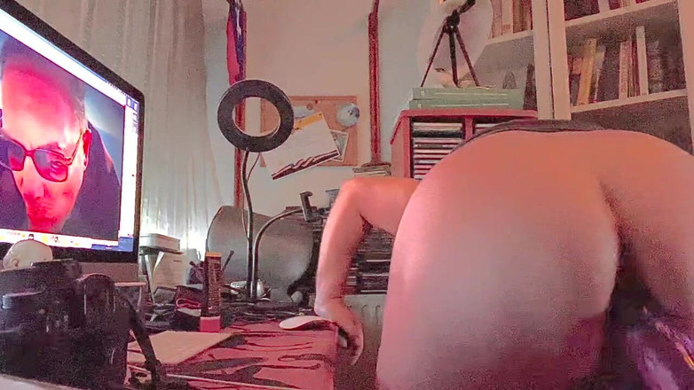 Irina Greek cuckold slut husband: 在我办公室的