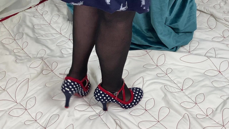 Mr MF: Bayan olgun ayaklar bask'a soyunuyor