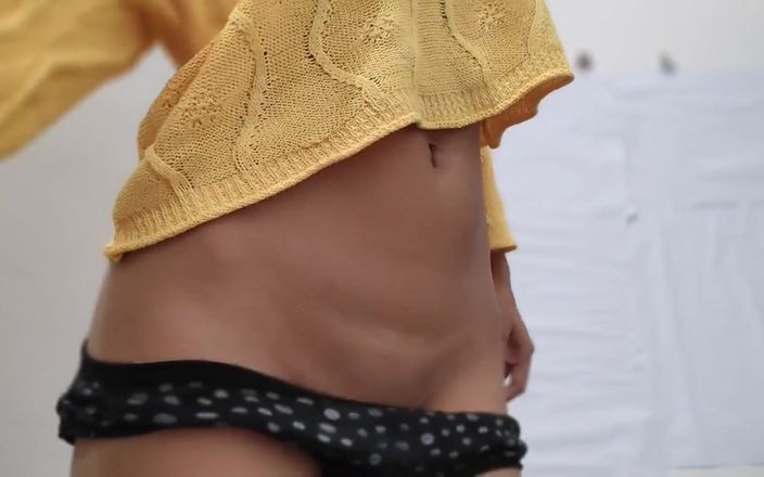 desigirl93: Индийская девушка с тиктоком показывает сиськи и киску