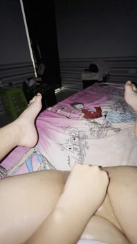 哥伦比亚单亲妈妈手淫直到高潮