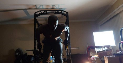 Hallelujah Johnson: Entrenamiento de resistencia de aleluya