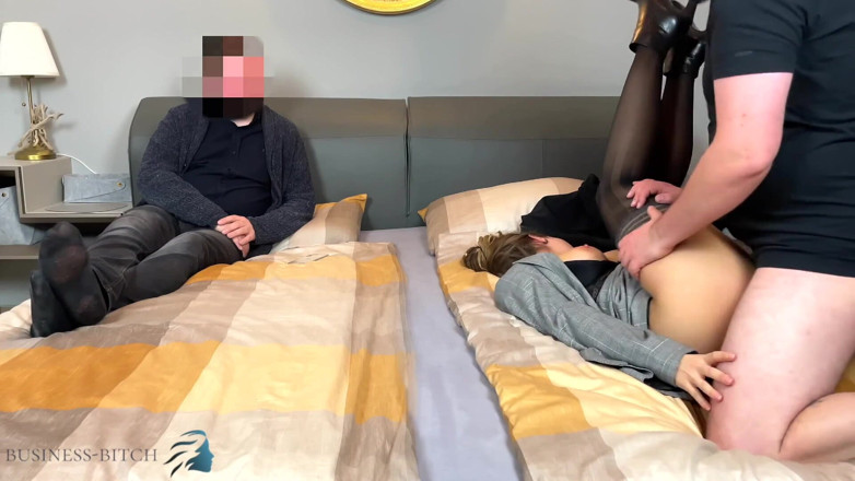 Business Bitch: Threesome sex meeting - intern fucks female boss