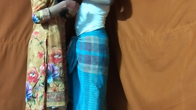 Deshi women: Mahasiswa India mengalami keintiman untuk pertama kalinya