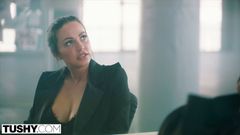 Tushy: TUSHY - Showcase Abigail ciri bahagian 3
