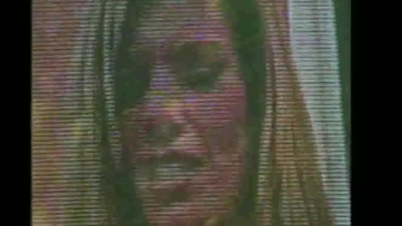 Bitch Girl Video: Doppelte penetration, anal und muschi mit freunden mit creampie-Ende