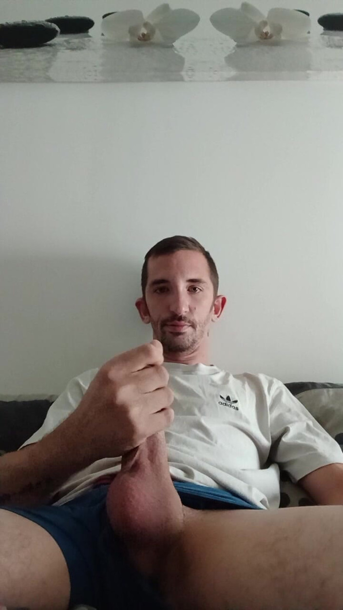 Alexis bondoux: Xxl of a Young Guy with Big Cumshot