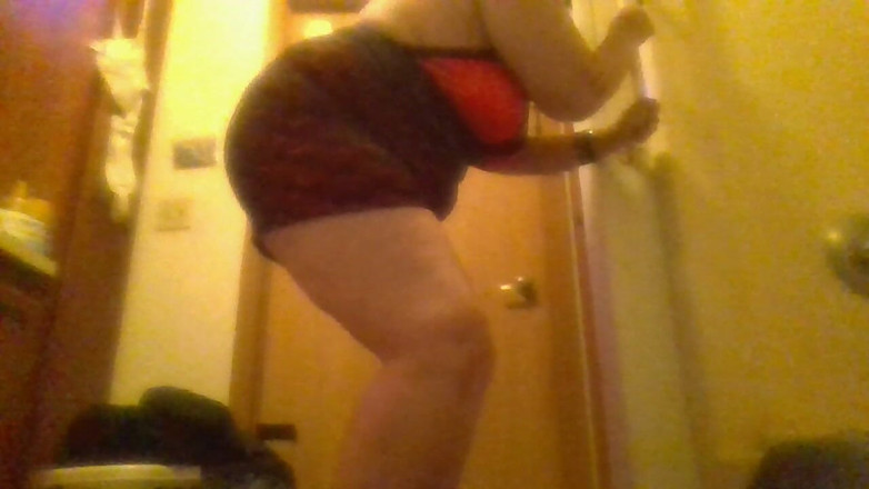 krazykristin: Sexy Hot Tight Pussy Big Tata Red Dress Black Panties