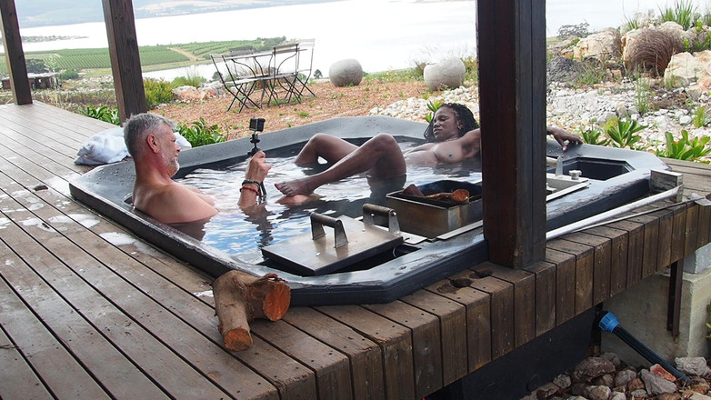 Black Swan: Zori în nori