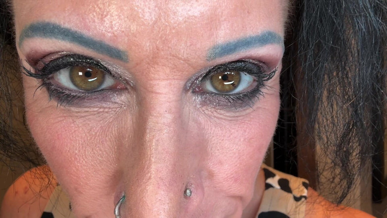 Kandylegsxxx: Déesse Kandys, routine orale coquine