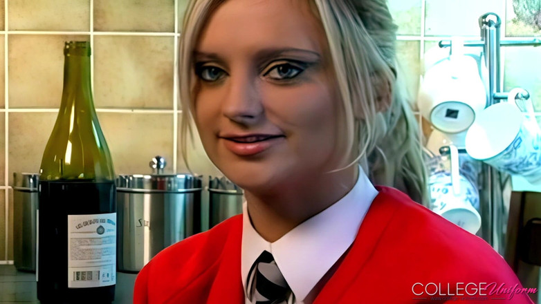 College Uniform: Intervista a meklaina con meklaina