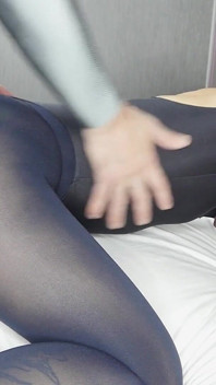 Sudut pandangan pertama Mari Galore Senaman nilon pantyhose seks