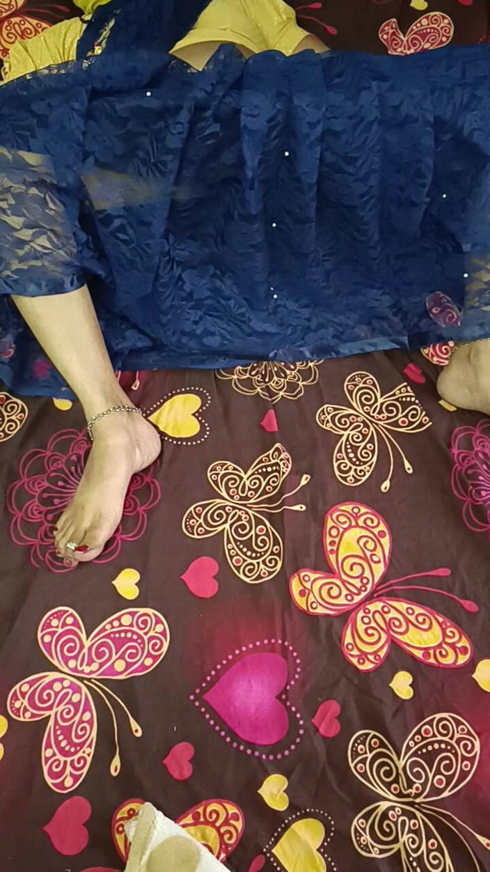 Desigirlsiri: Desi Telugu Aunty Unexpected Fucking with Ghost
