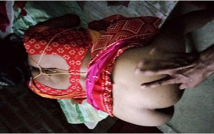 Devarbhabhi: J’ai baisé la bhabhi en sari dans la maison en...