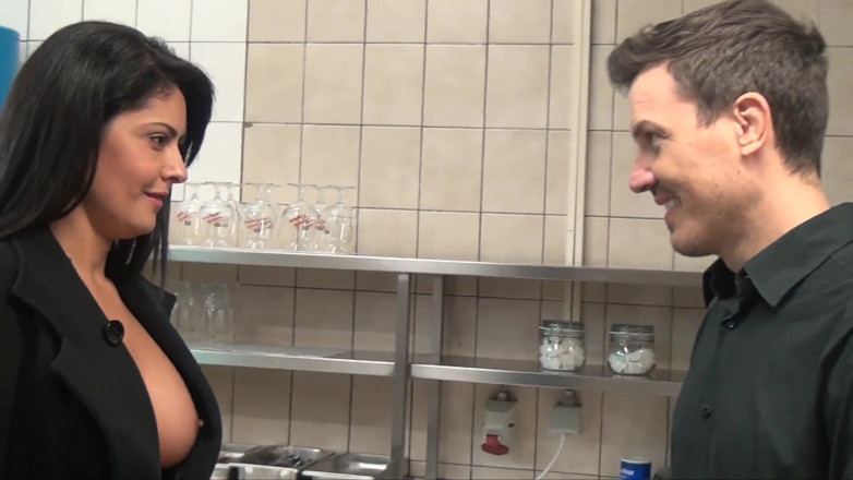 Mariska x: Brazilian Mariska fucked in the kitchen