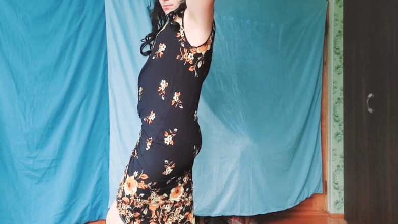 Kitty_Cross: Sevimli kadın kılıklı solo