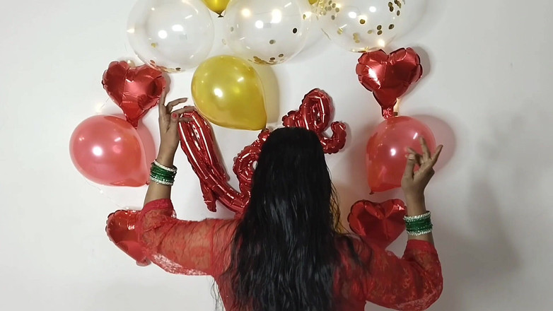 monabhabi: Mona yenge ile sevgililer günün kutlu olsun