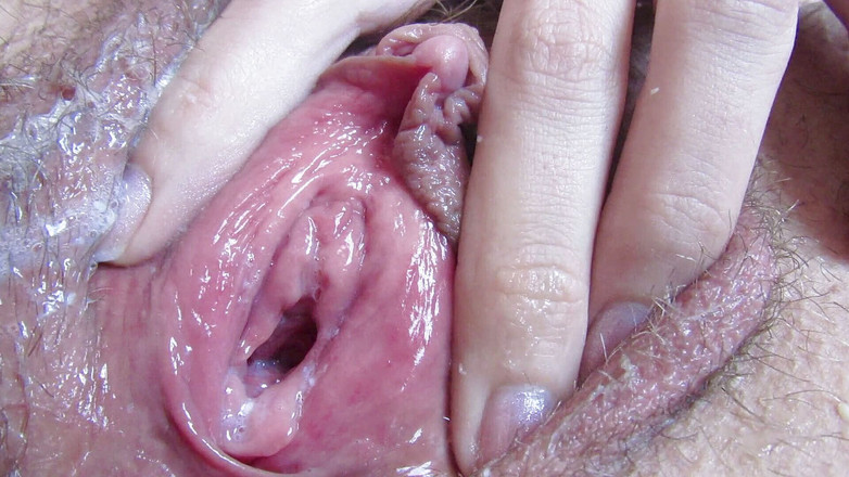 Cuteblonde666: Extrémní záběr zblízka na hru s mokrou kundičkou s penetrací...