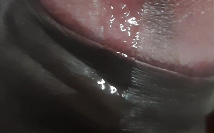 Lubina45: 男は自分自身との親密な瞬間を味わっています。
