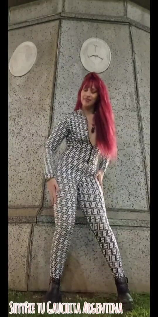 Tu Gauchita Argentina: Shyyfxx Gauchita Argentina panas awak menunjuk-nunjuk di jalan!! Jalani kebudayaan...