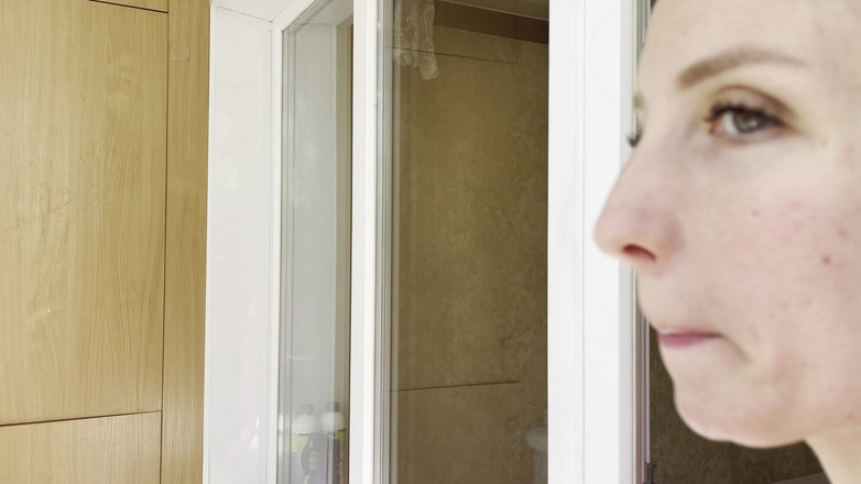 Hottie goddess: Precision Meludah Saliva Smacks &amp; Mucus Trails