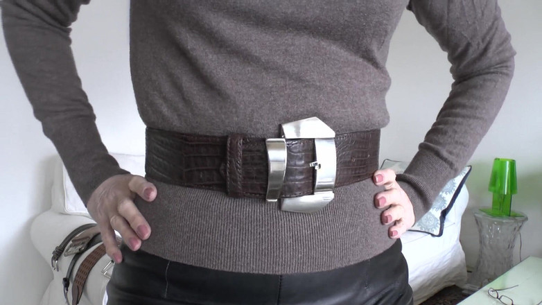 Lady Victoria Valente: Oturma odasında kemer takma, bölüm 2, lady victoria valente