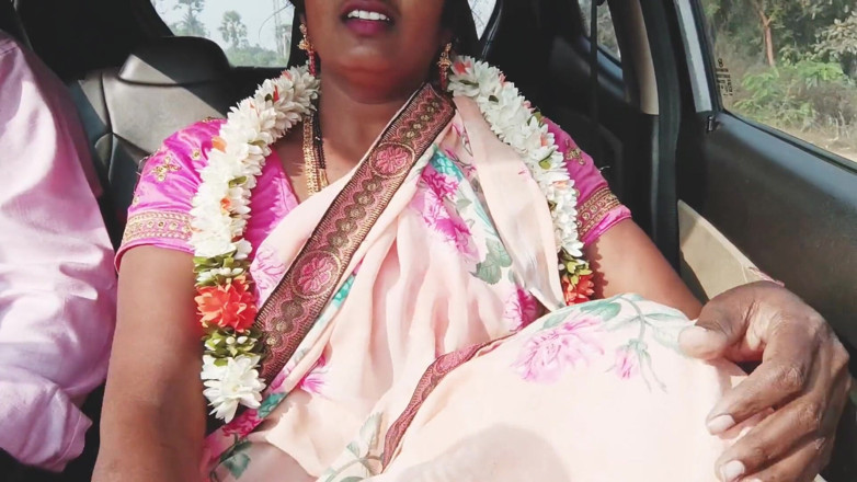 Telugu honey lips: Silk Stepaunty Car Sex, Telugu Dirty Talks, Episode -1, Part- 3, Sexy...