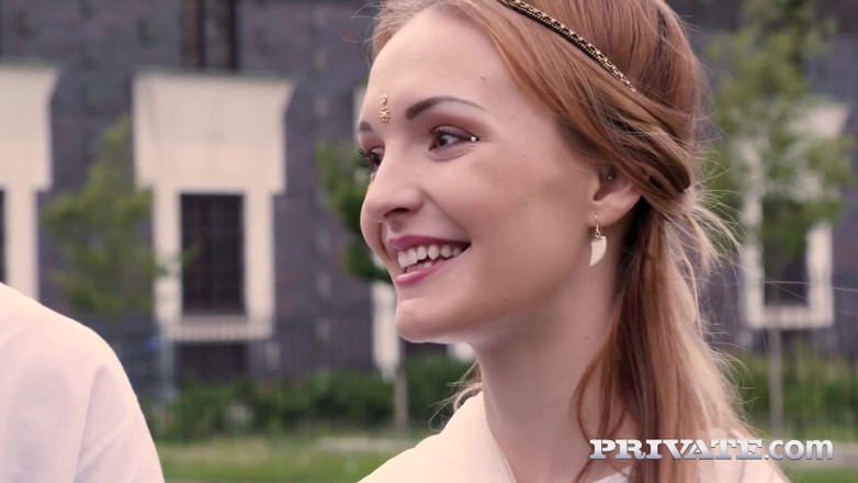 Private.com: Genç yeni boşalıyor Nicole Love Dominika Phoenix ile ilk kez...