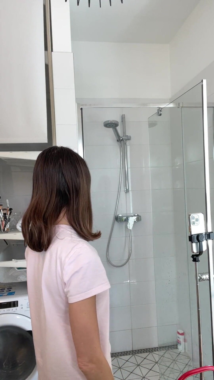 Gina Gerson: Bts of Lesbian Shower