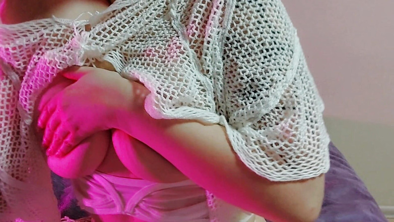 YinElle: 试用三重渗透玩具 - 为我的漂亮紧致阴户