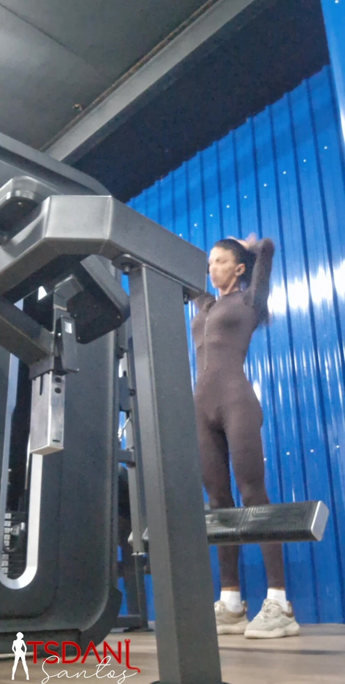 Tsdanisantos1: I Feel Very Sexy at the Gym