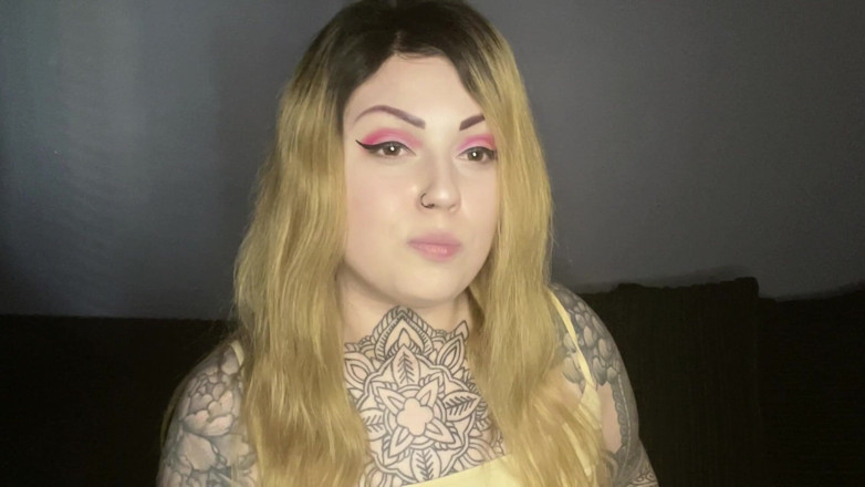 Miss Valentina: いじめっ子が昼食代を取る